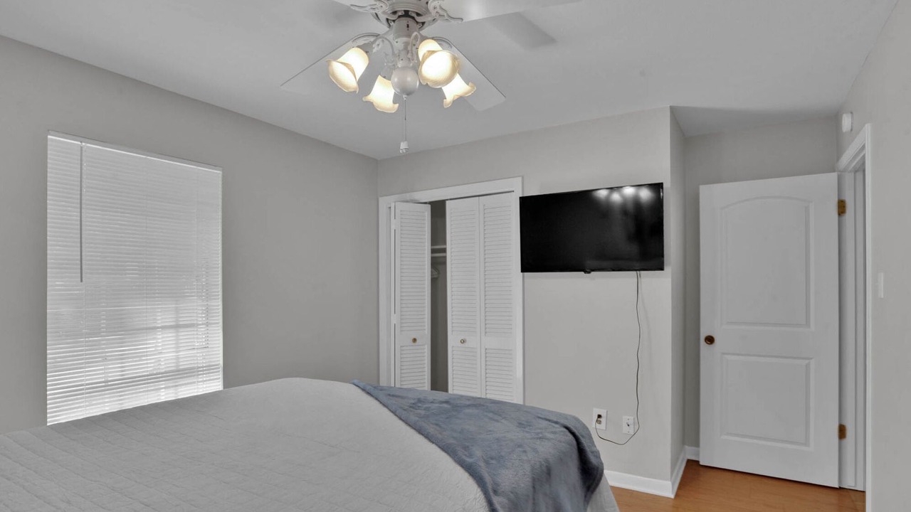 Photo of Bedroom in Shreveport