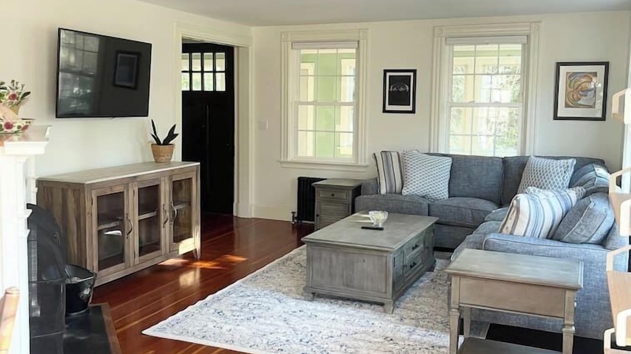 Photo of Livingroom in Falmouth