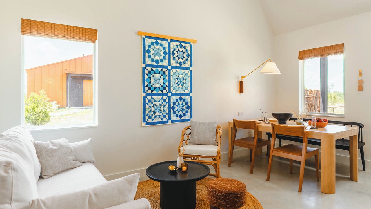 Photo of Livingroom in Stonewall