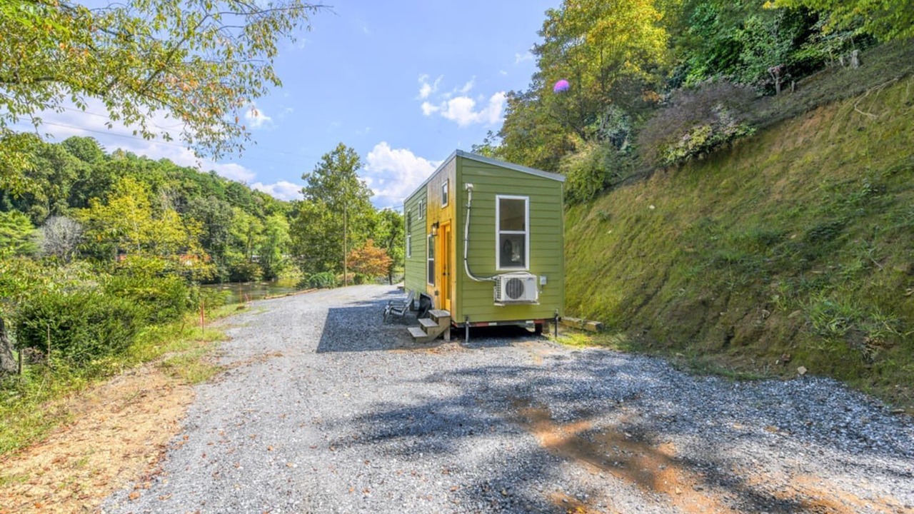 Photo of Outdoor in Dillsboro