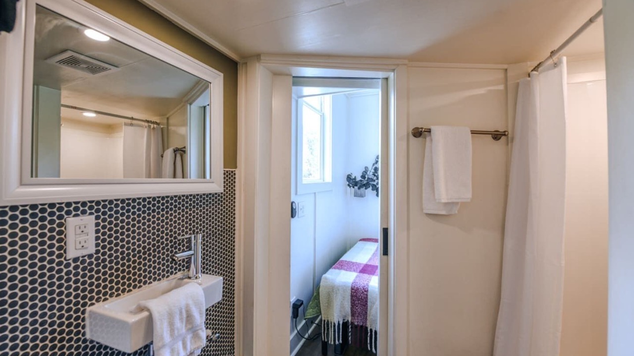 Photo of Bathroom in Dillsboro