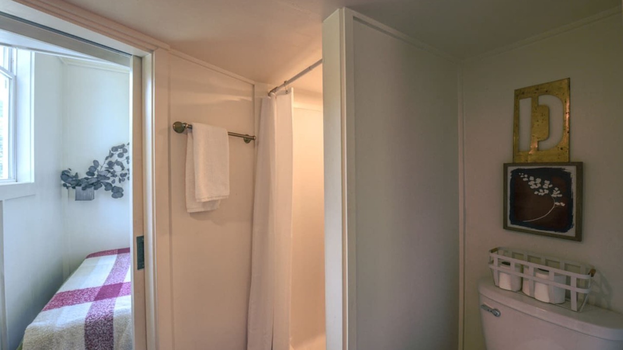 Photo of Bathroom in Dillsboro