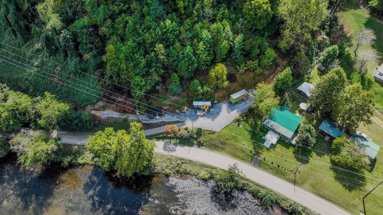 Photo of Outdoor in Dillsboro