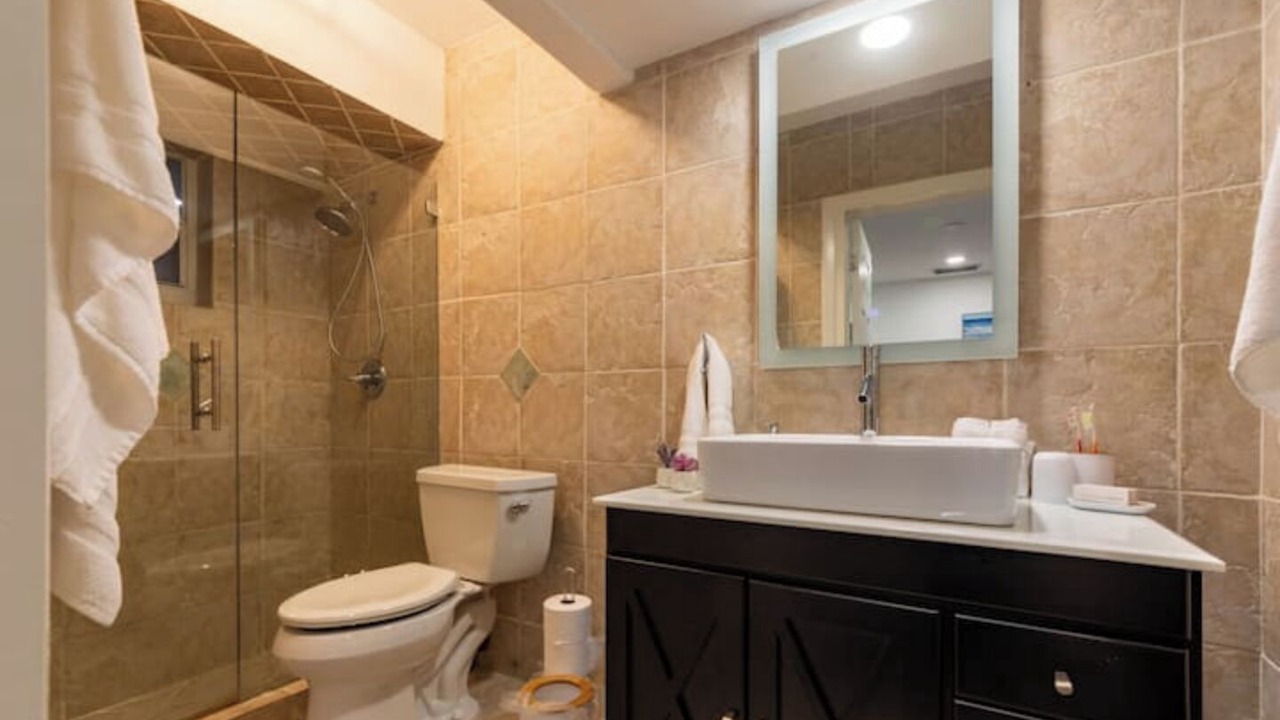 Photo of Bathroom in Highland Lakes