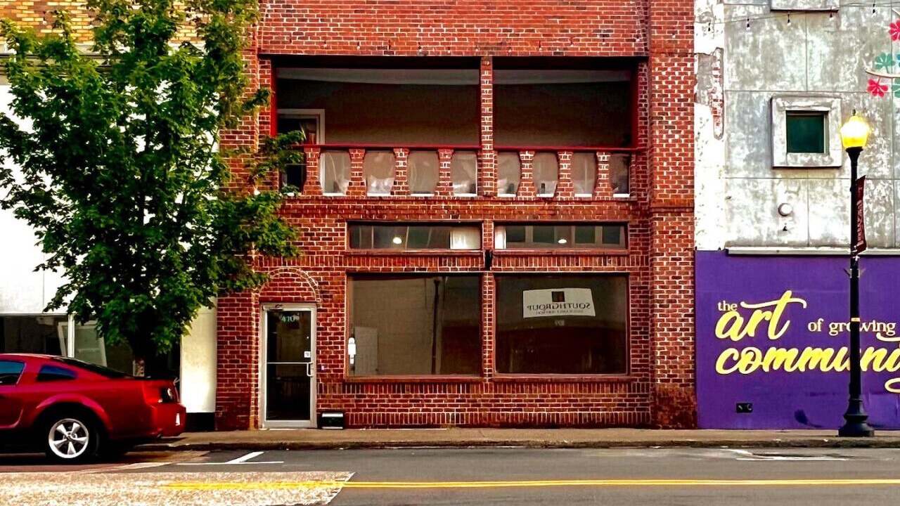 Photo of Others in Laurel