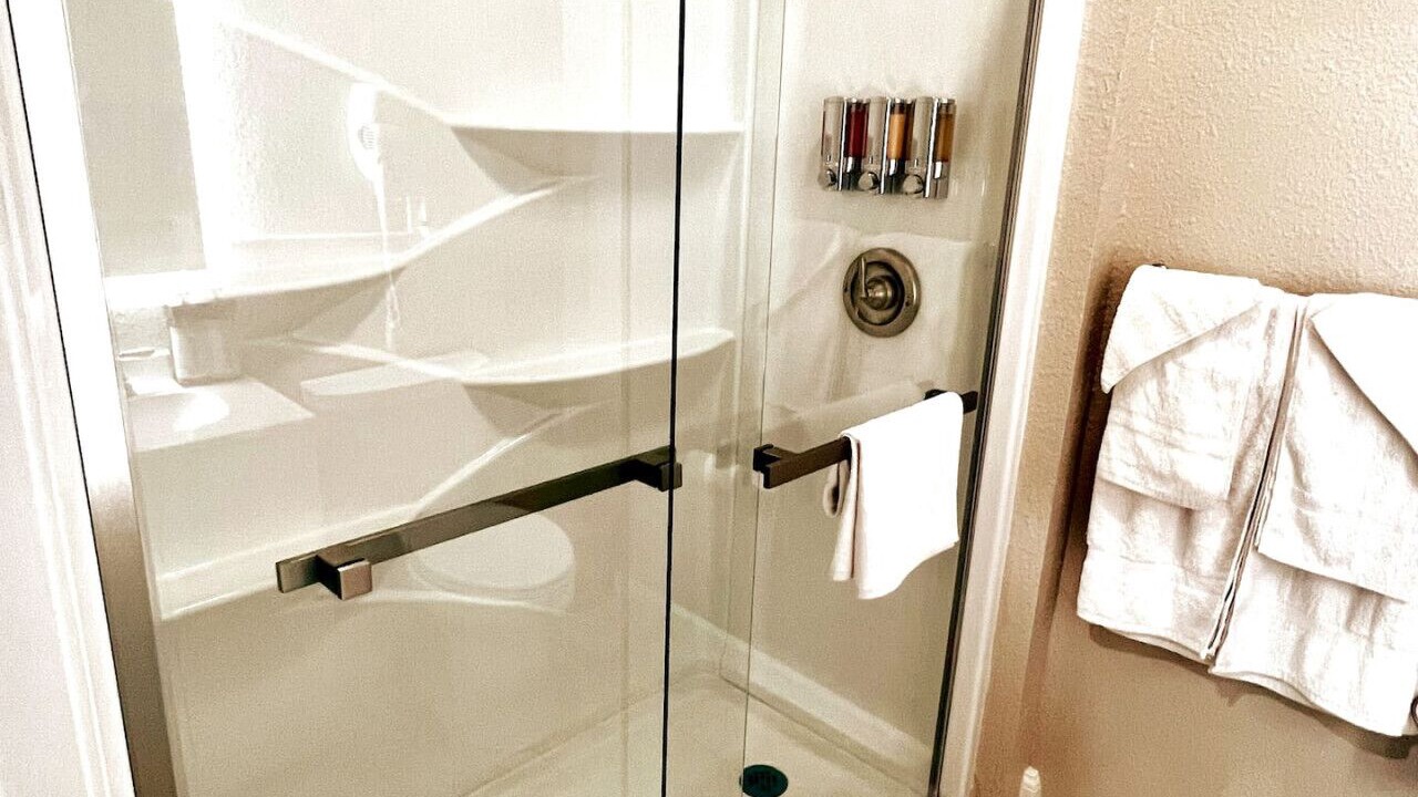 Photo of Bathroom in Laurel