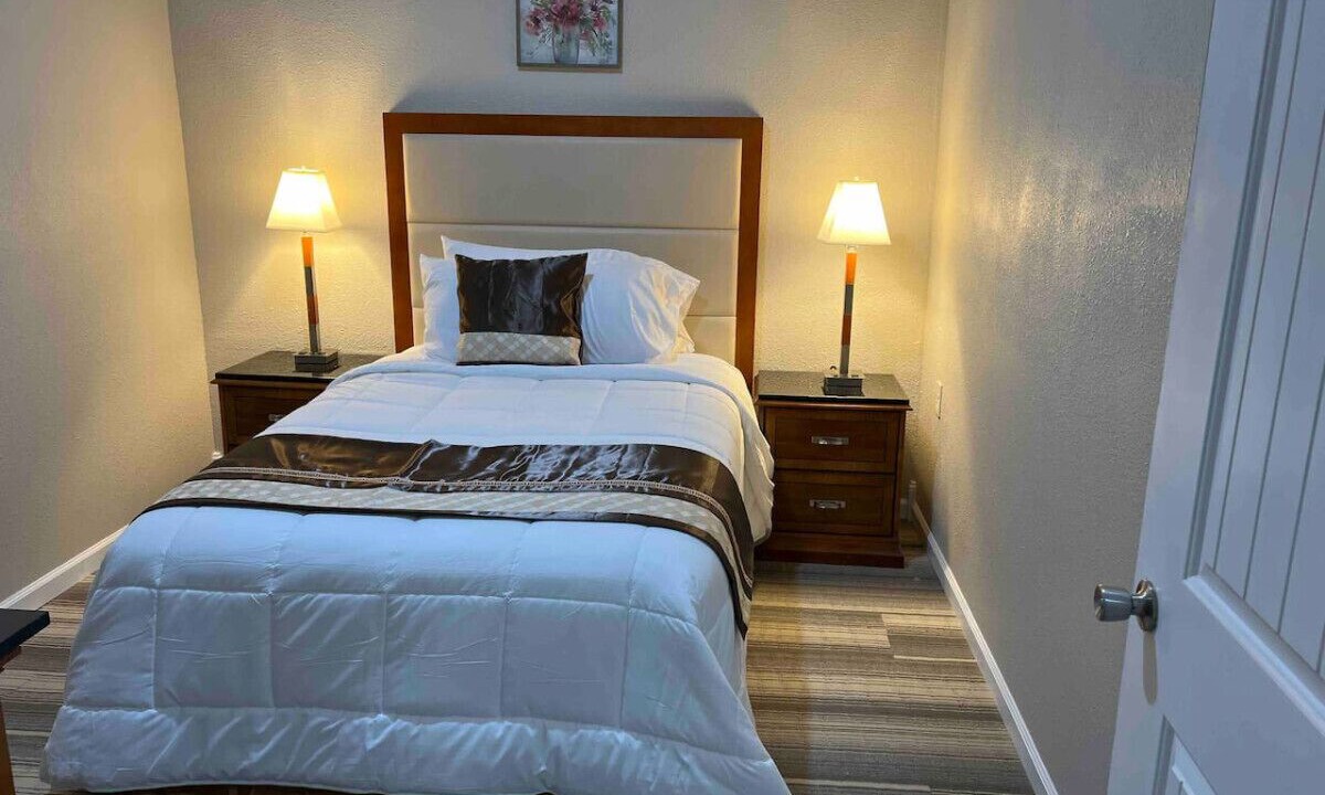 Photo of Bedroom in Laurel