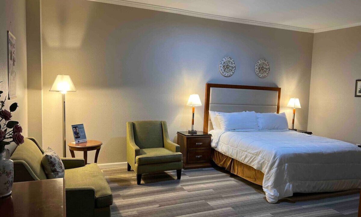 Photo of Bedroom in Laurel