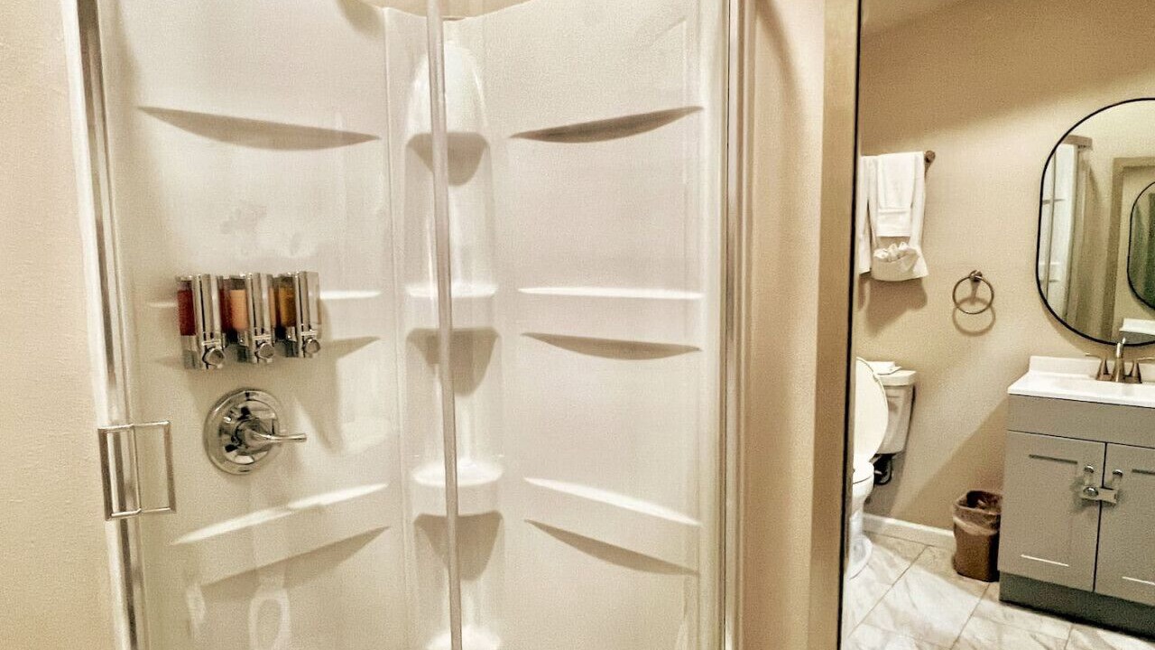 Photo of Bathroom in Laurel