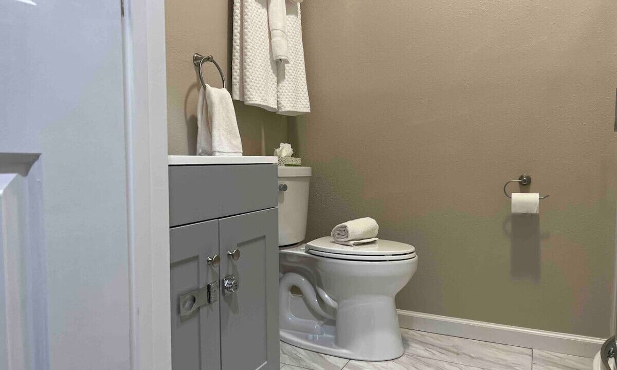 Photo of Bathroom in Laurel