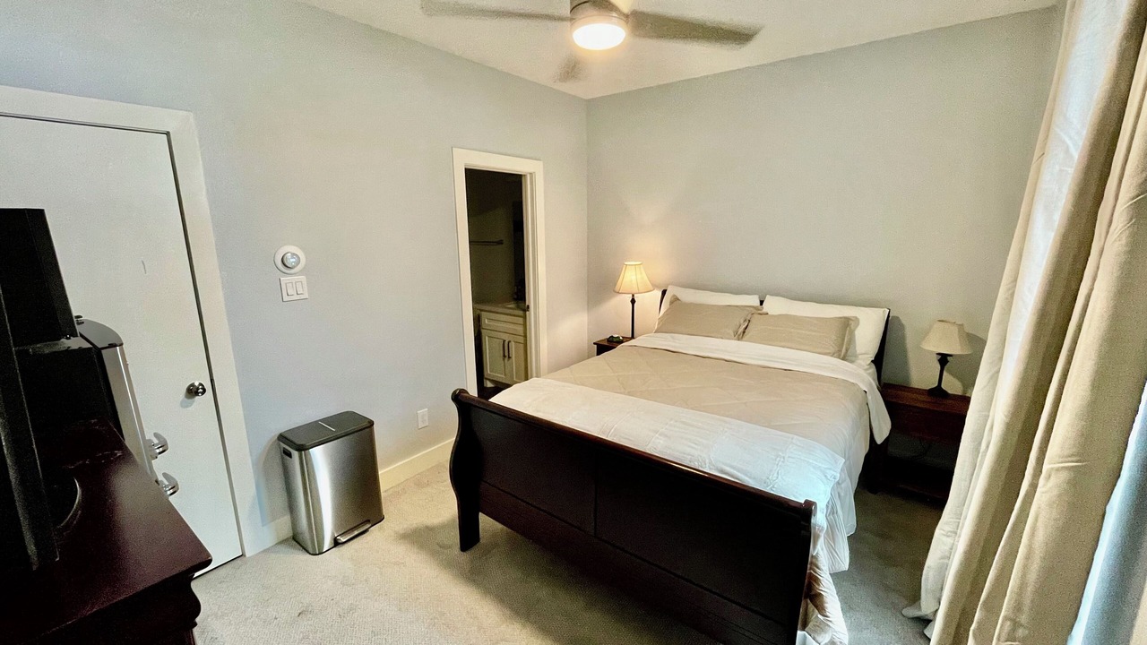 Photo of Bedroom in South Central Houston