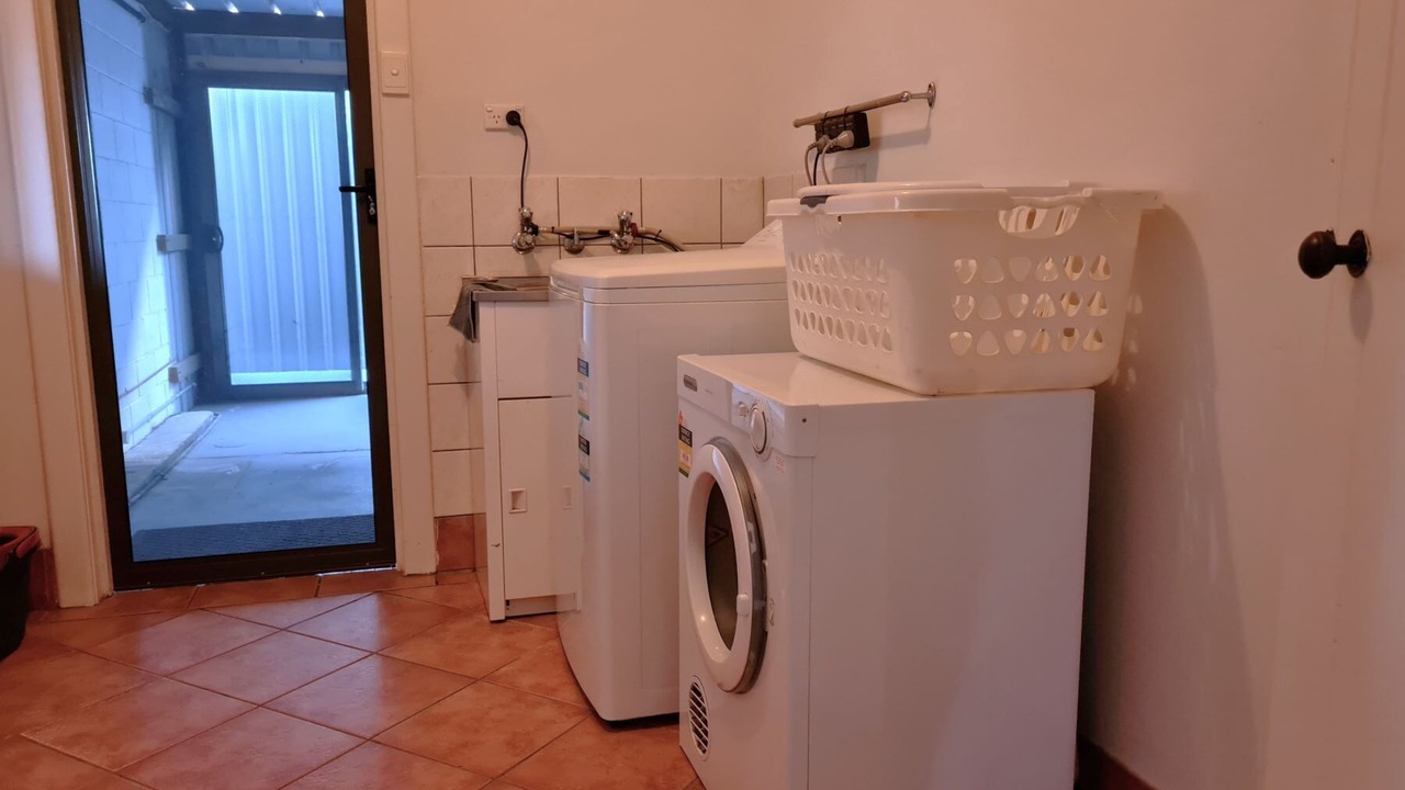 Photo of Others in Dalrymple