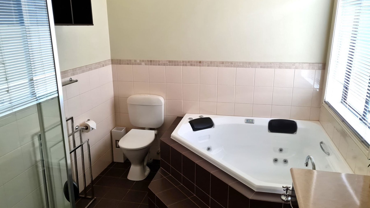 Photo of Bathroom in Wallaroo