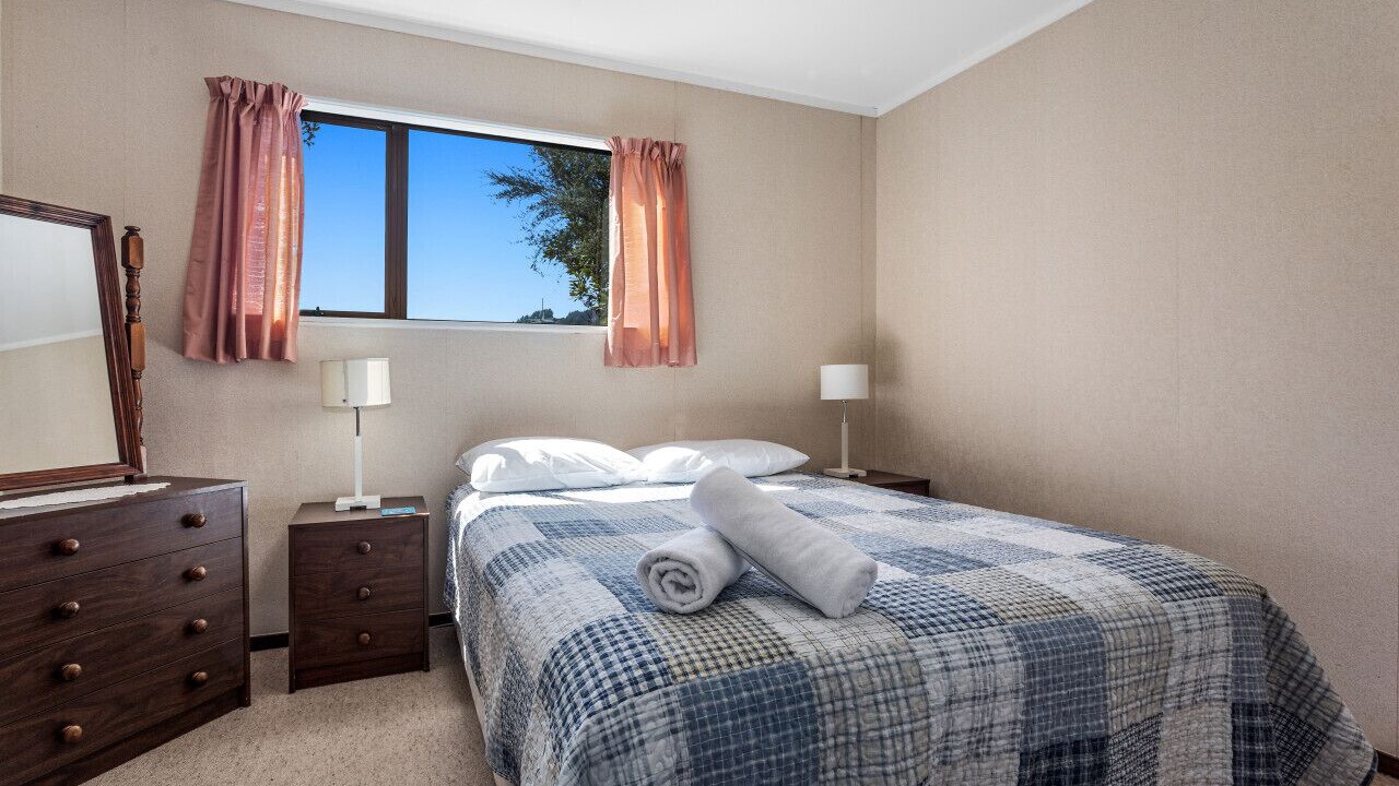 Photo of Bedroom in Waihau Bay
