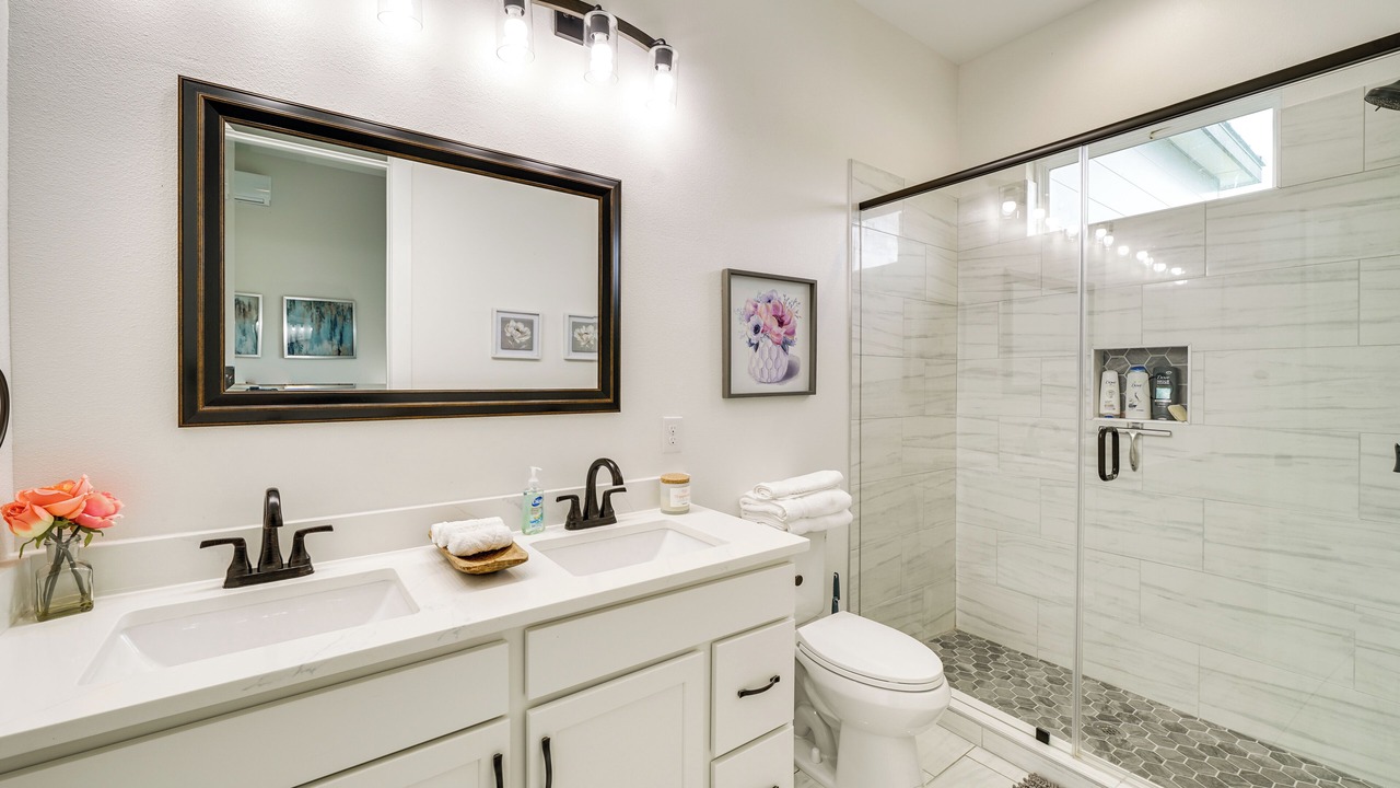 Photo of Bathroom in Yancey