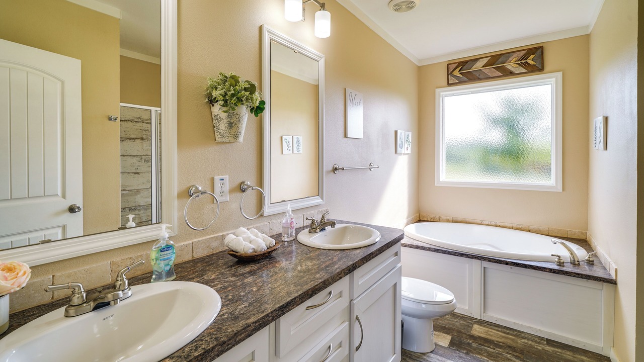 Photo of Bathroom in Yancey