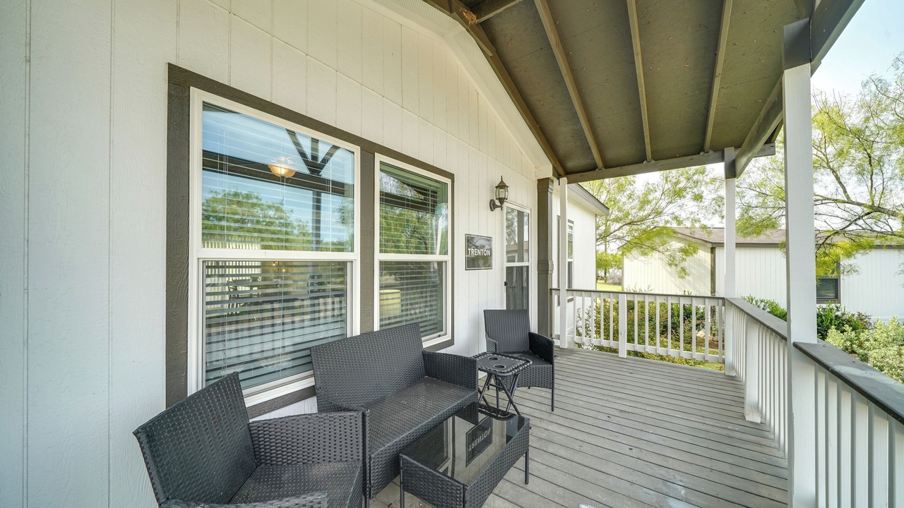 Photo of Outdoor in Yancey