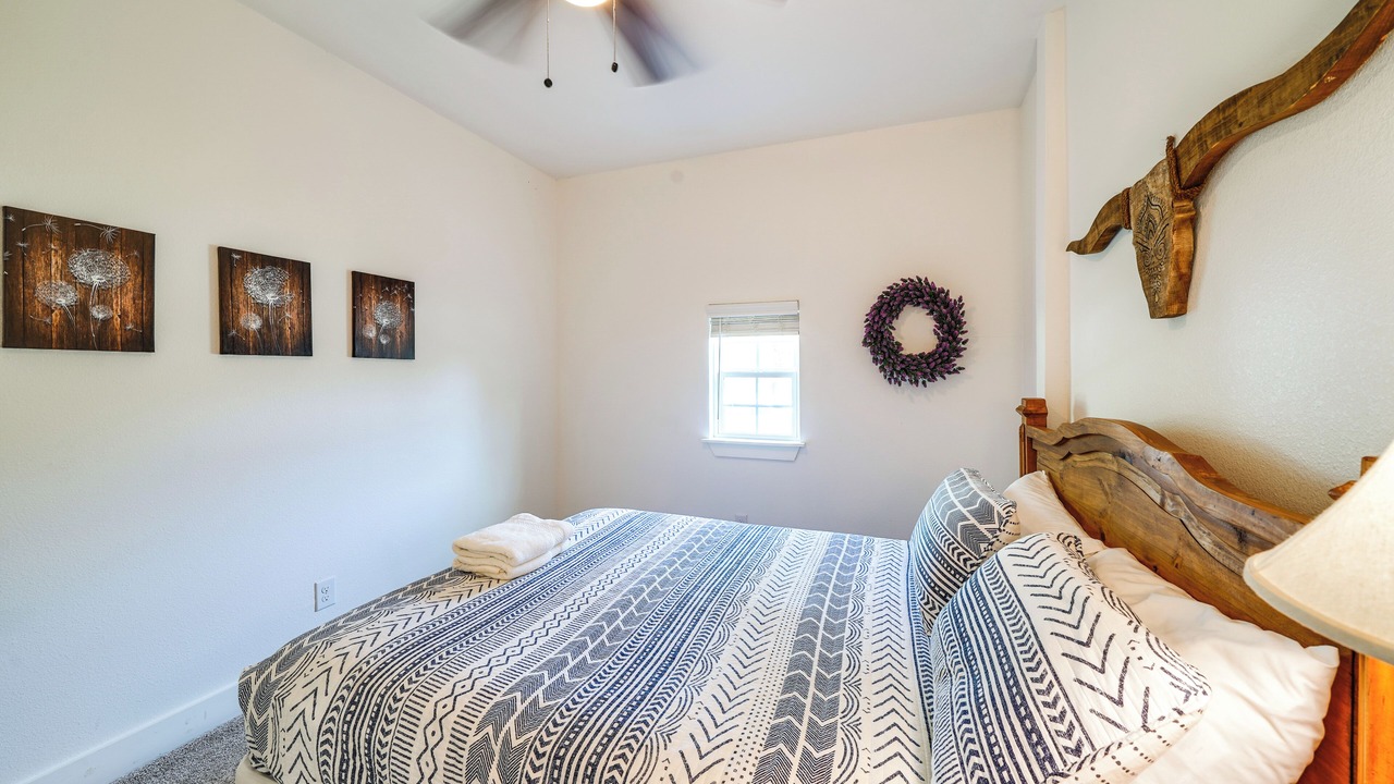 Photo of Bedroom in Yancey