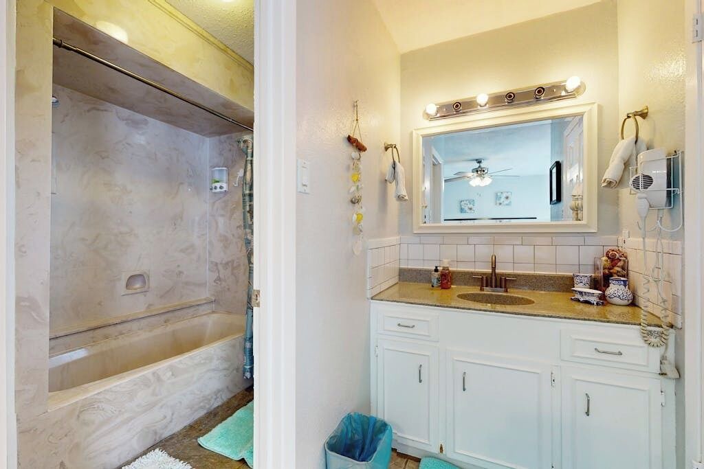 Photo of Bathroom in Flour Bluff