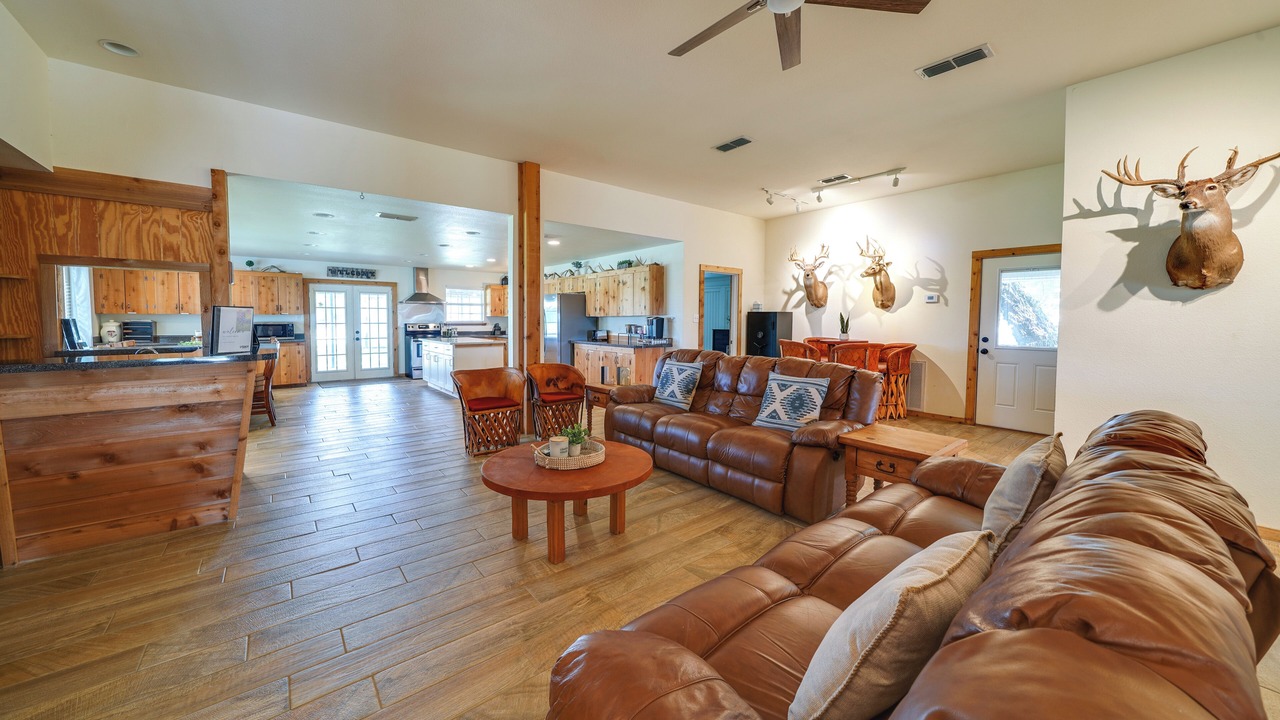 Photo of Livingroom in Yancey