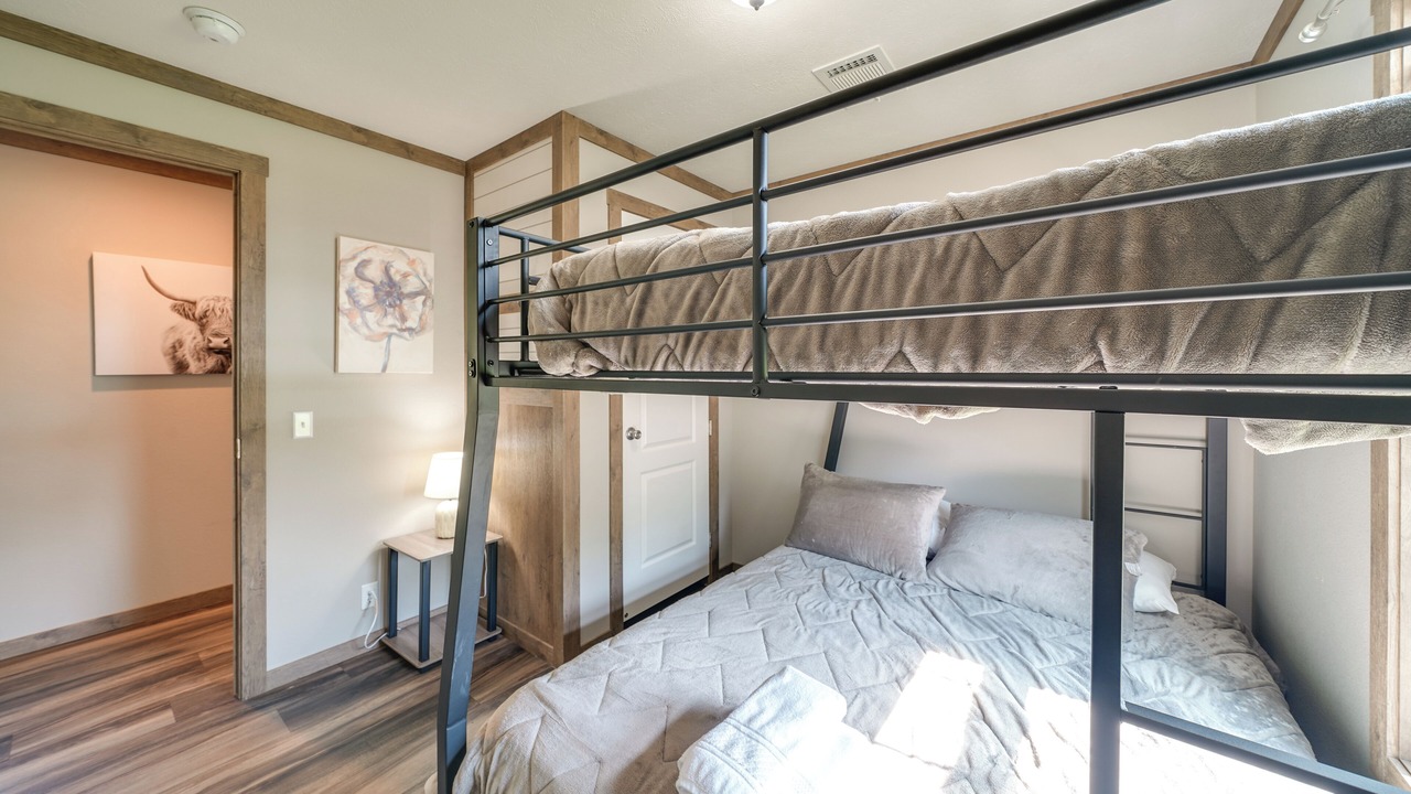 Photo of Bedroom in Yancey