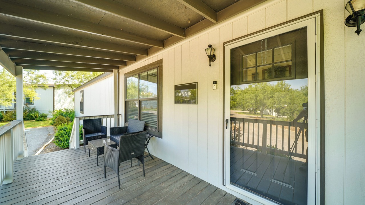 Photo of Patio Balcony in Yancey