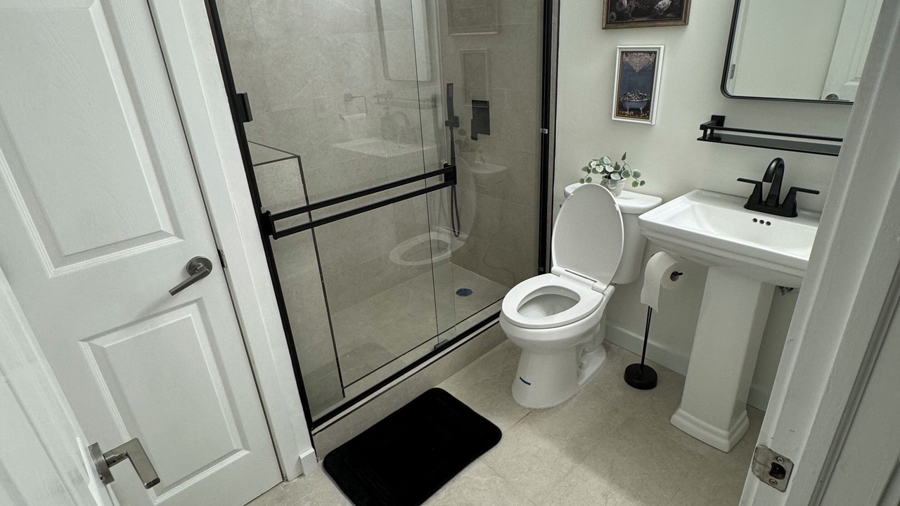 Photo of Bathroom in East Massapequa