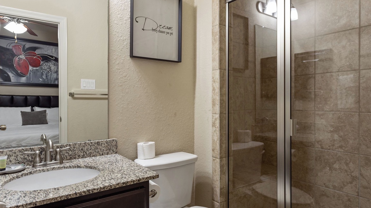 Photo of Bathroom in Clodine