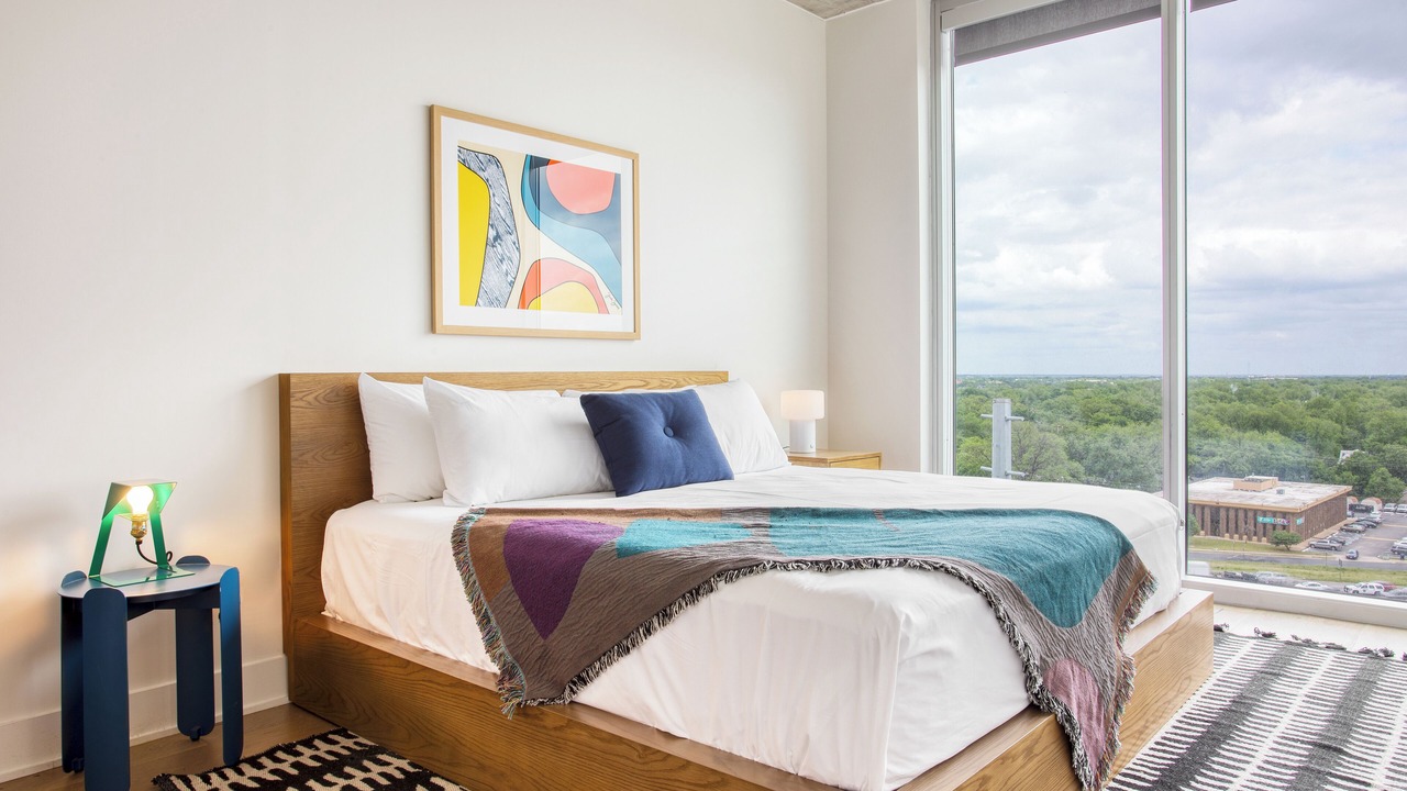 Photo of Bedroom in Rainey Street Historic District
