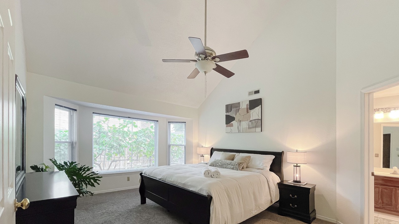 Photo of Bedroom in Broken Arrow