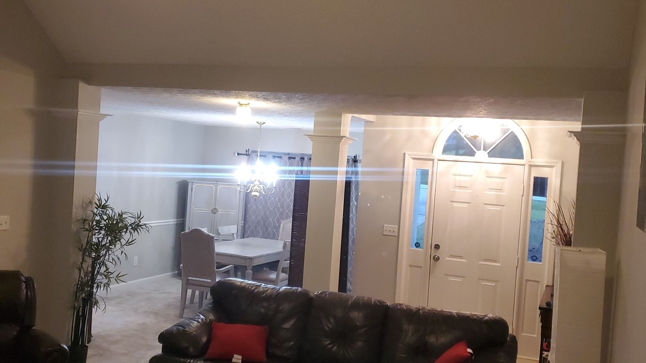 Photo of Livingroom in Inman