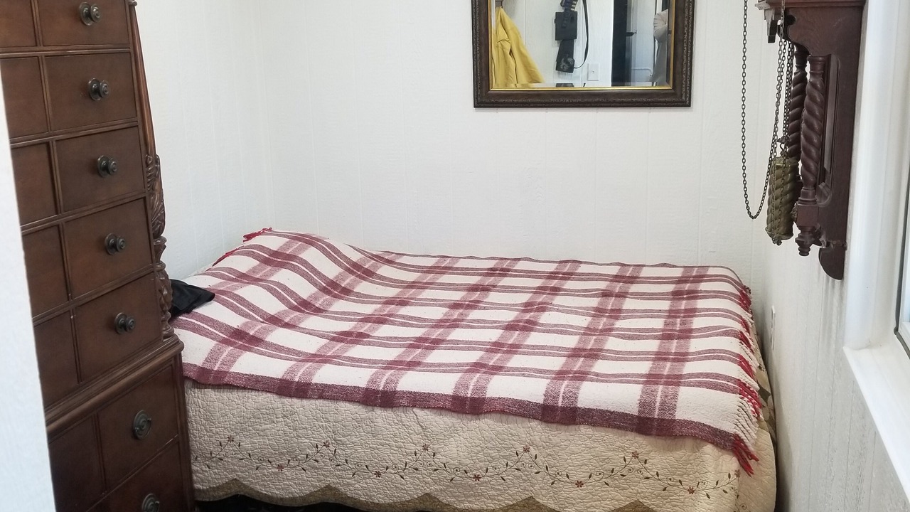 Photo of Bedroom in Linden