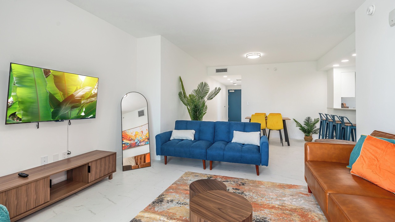 Photo of Livingroom in Downtown Hollywood