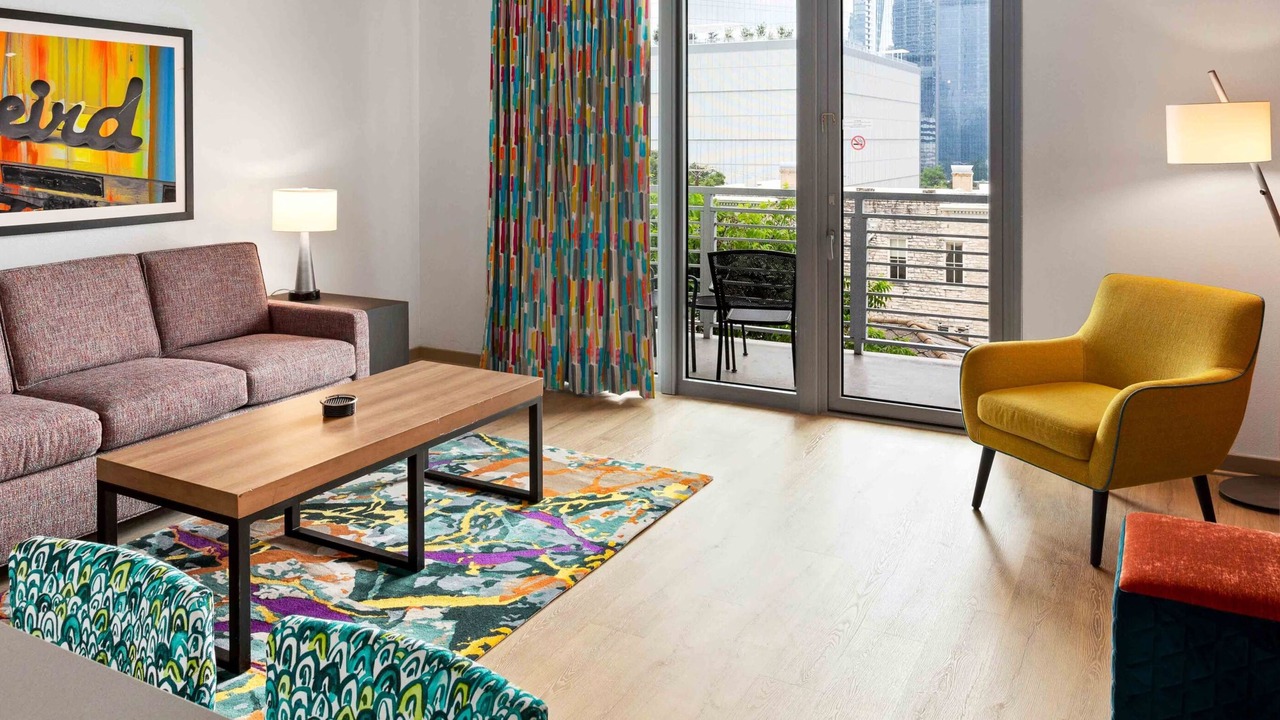 Photo of Livingroom in Civic District