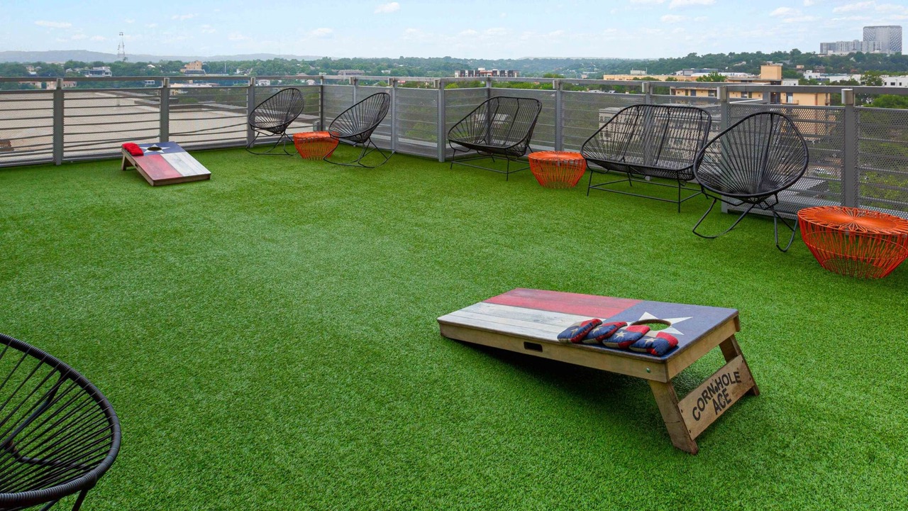 Photo of Patio Balcony in Civic District