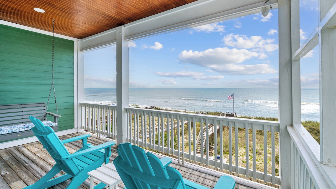 Photo of Patio Balcony in North Carolina Coast