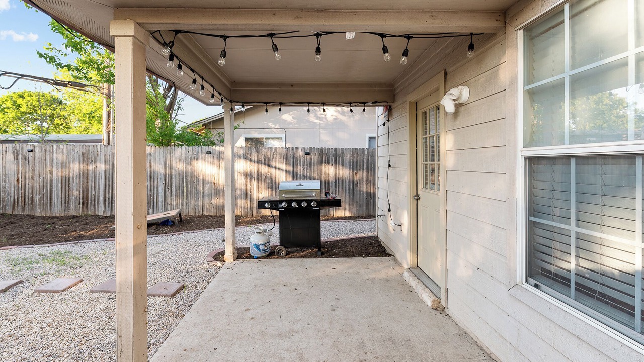 Photo of Patio Balcony in Franklin Park