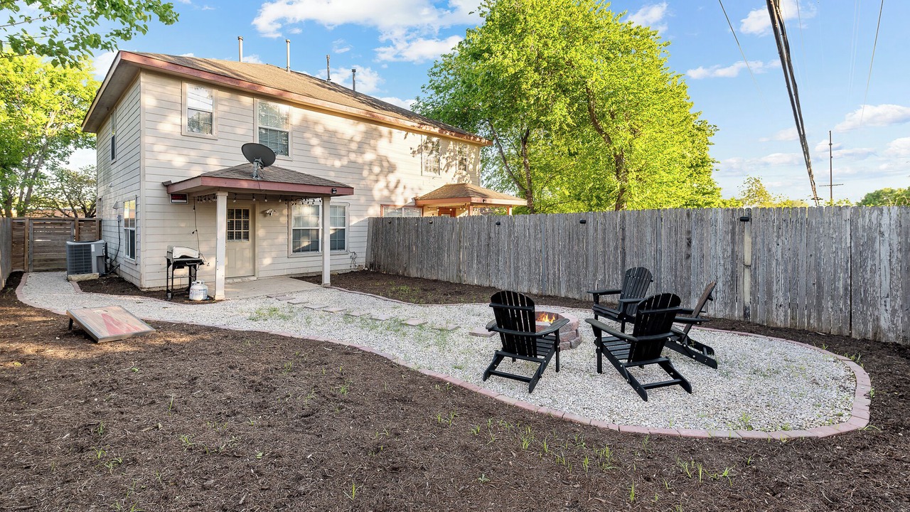 Photo of Patio Balcony in Franklin Park