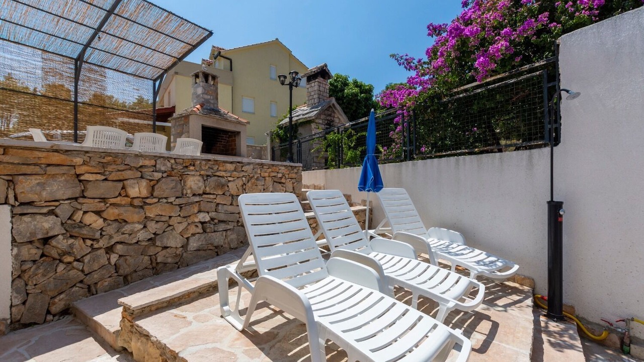 Photo of Patio Balcony in Cove Osibova (Milna)