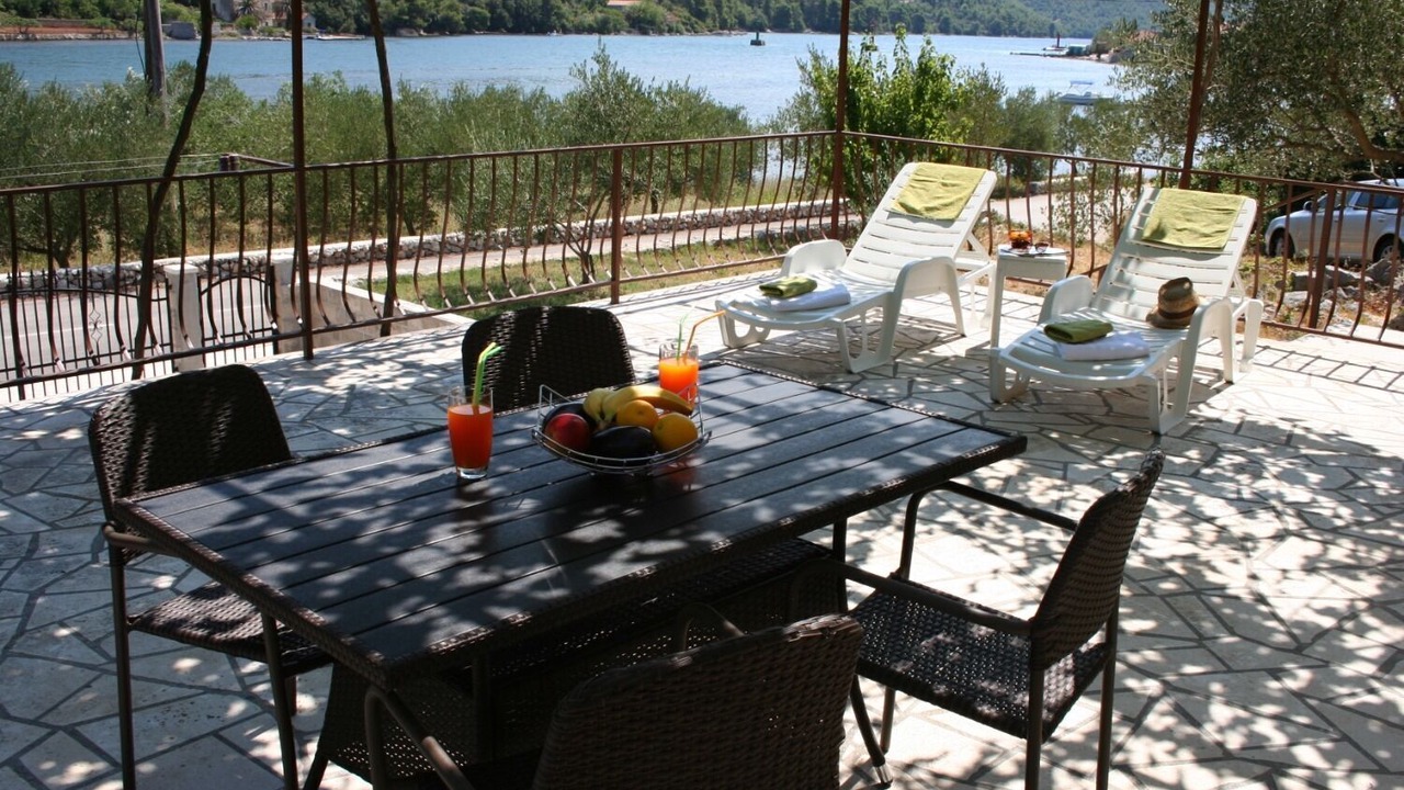 Photo of Outdoor in Broce