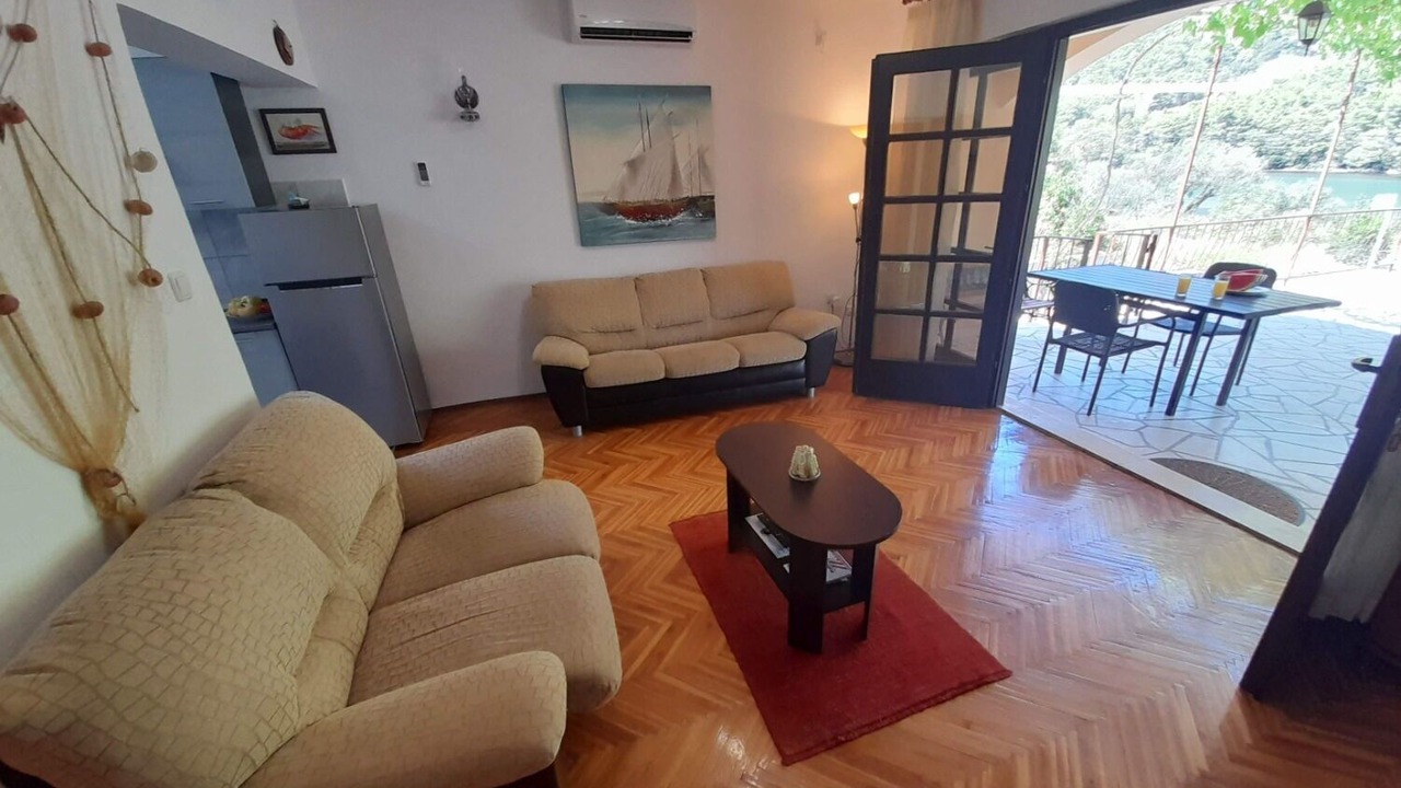 Photo of Livingroom in Broce