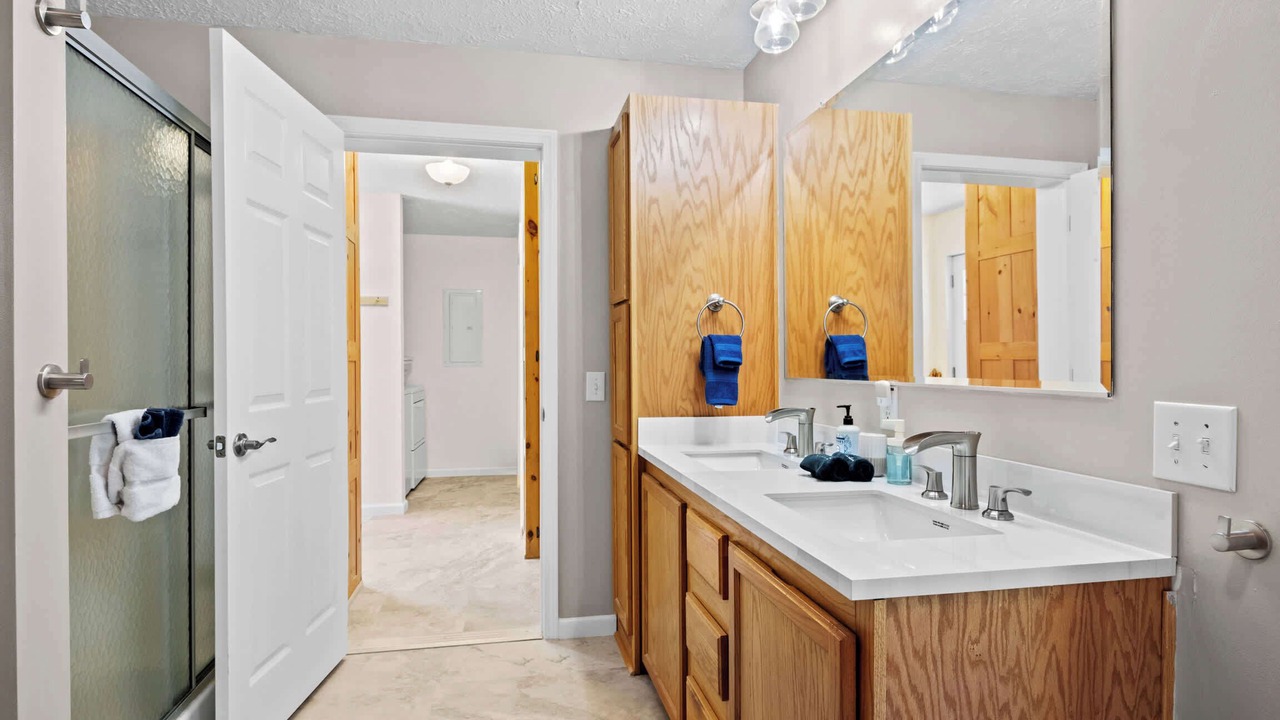 Photo of Bathroom in Bellaire