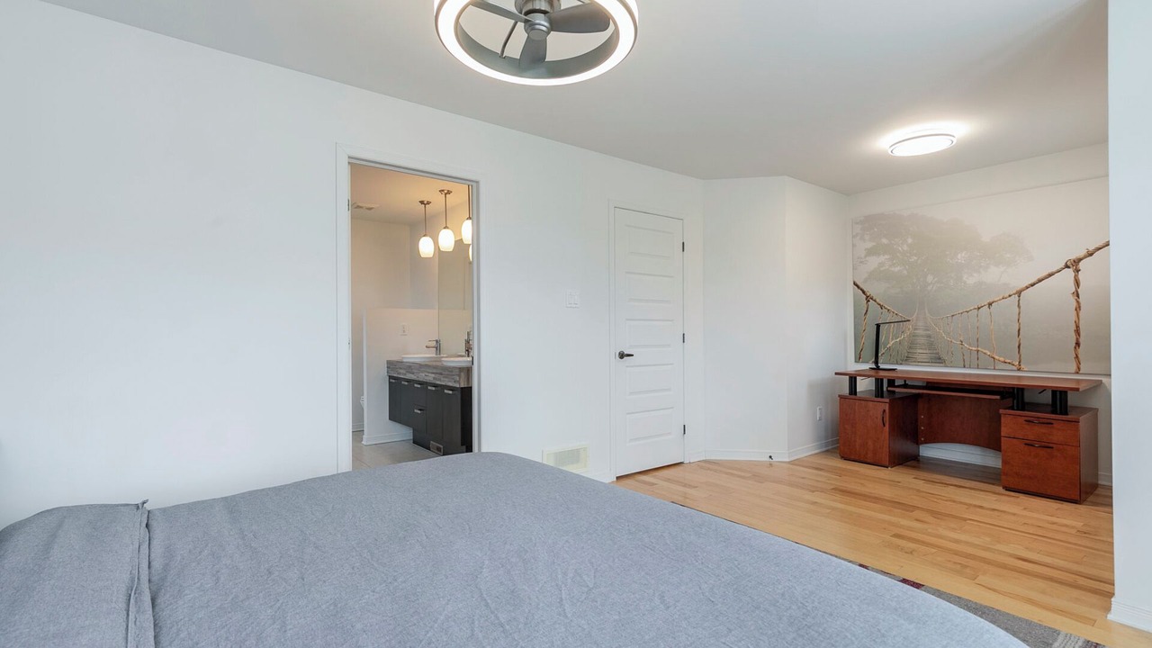 Photo of Bedroom in Brossard