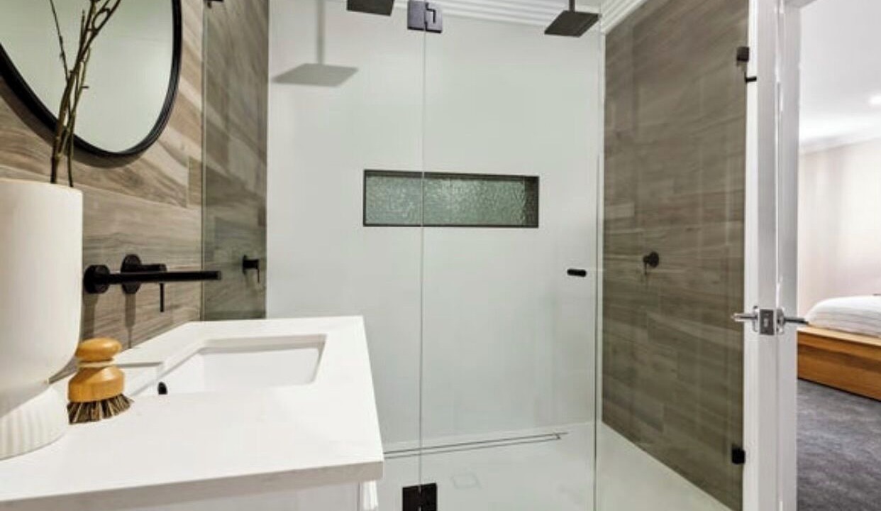 Photo of Bathroom in Caves Beach