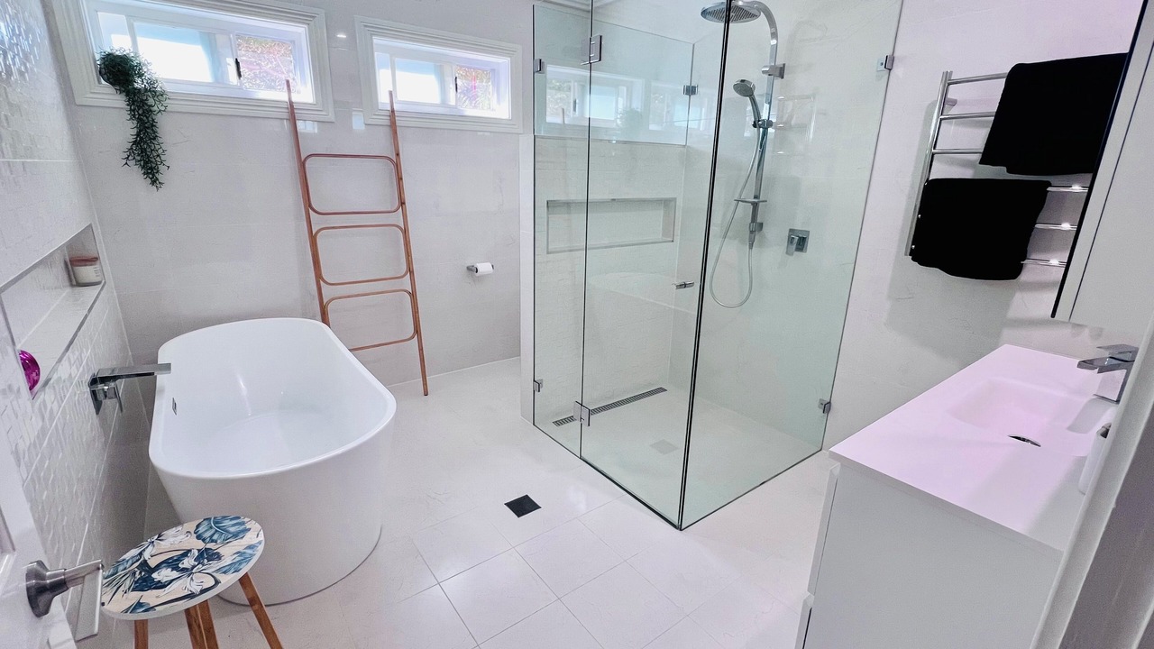 Photo of Bathroom in Caves Beach