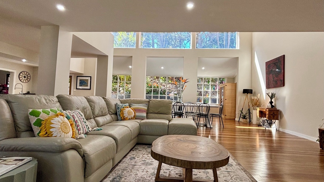 Photo of Livingroom in Caves Beach