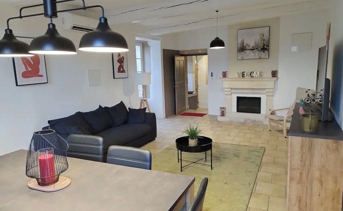 Photo of Livingroom in Grignan