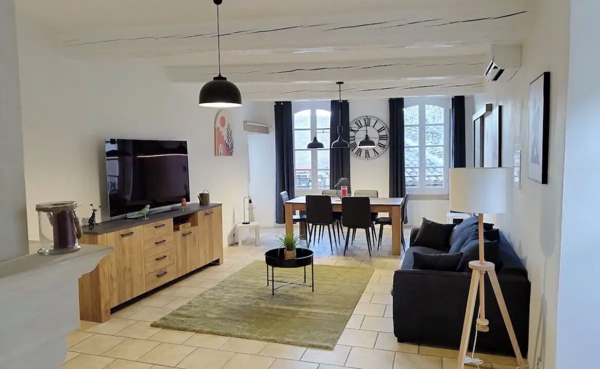 Photo of Livingroom in Grignan