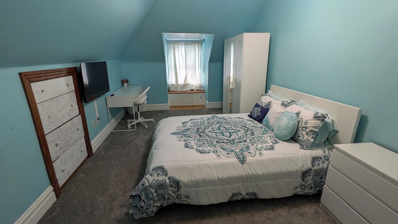 Photo of Bedroom in Tower Grove East