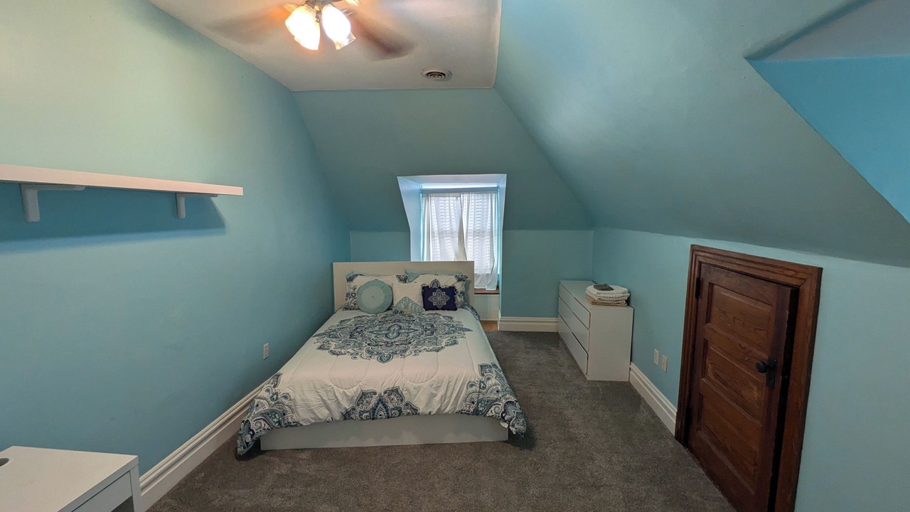 Photo of Bedroom in Tower Grove East